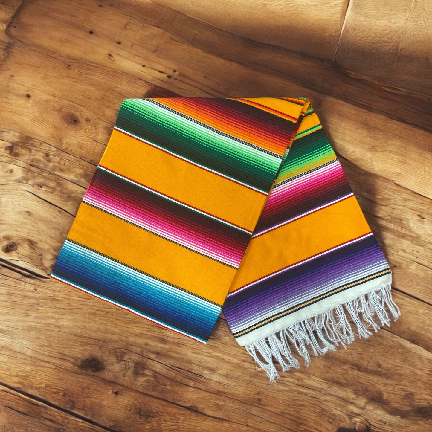 Traditional Mexican Sarape. Sarapes mexicanos/mantel de mesa/mexican blanket Saltillo