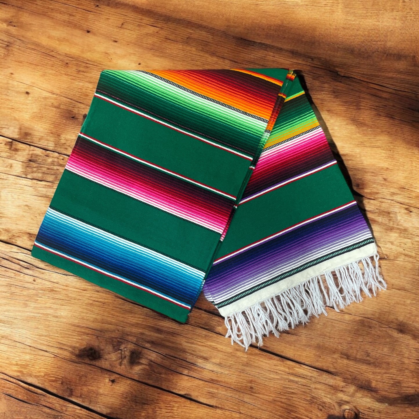 Traditional Mexican Sarape. Sarapes mexicanos/mantel de mesa/mexican blanket Saltillo