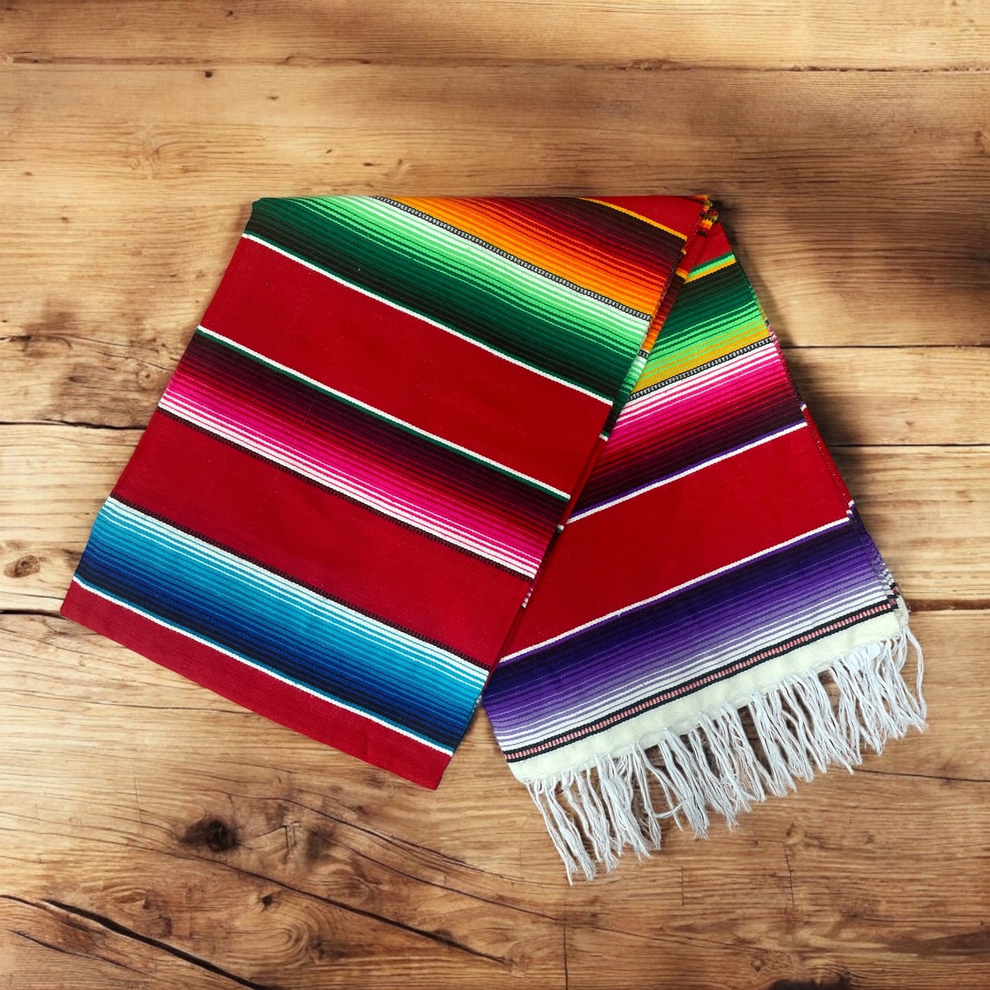 Traditional Mexican Sarape. Sarapes mexicanos/mantel de mesa/mexican blanket Saltillo