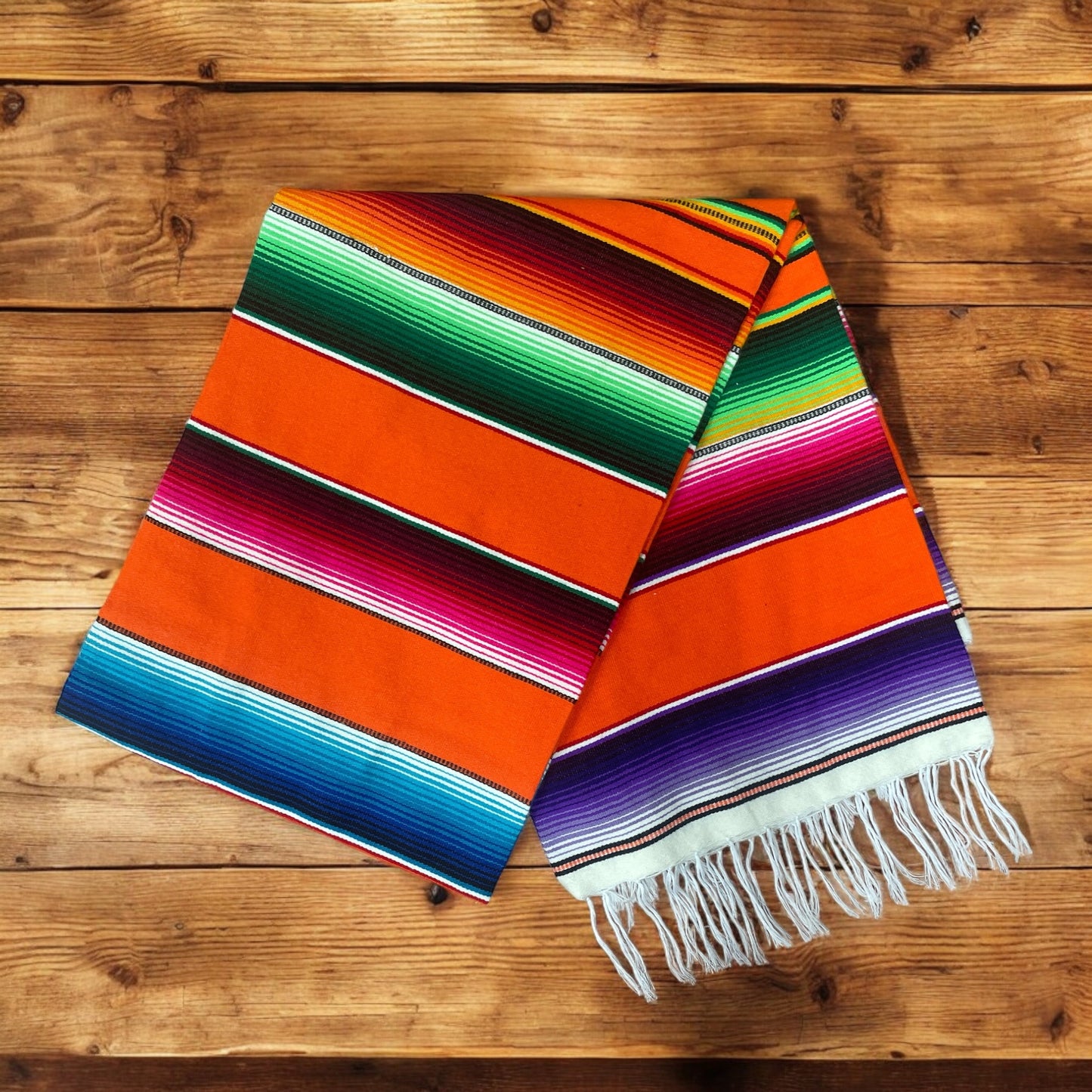 Traditional Mexican Sarape. Sarapes mexicanos/mantel de mesa/mexican blanket Saltillo